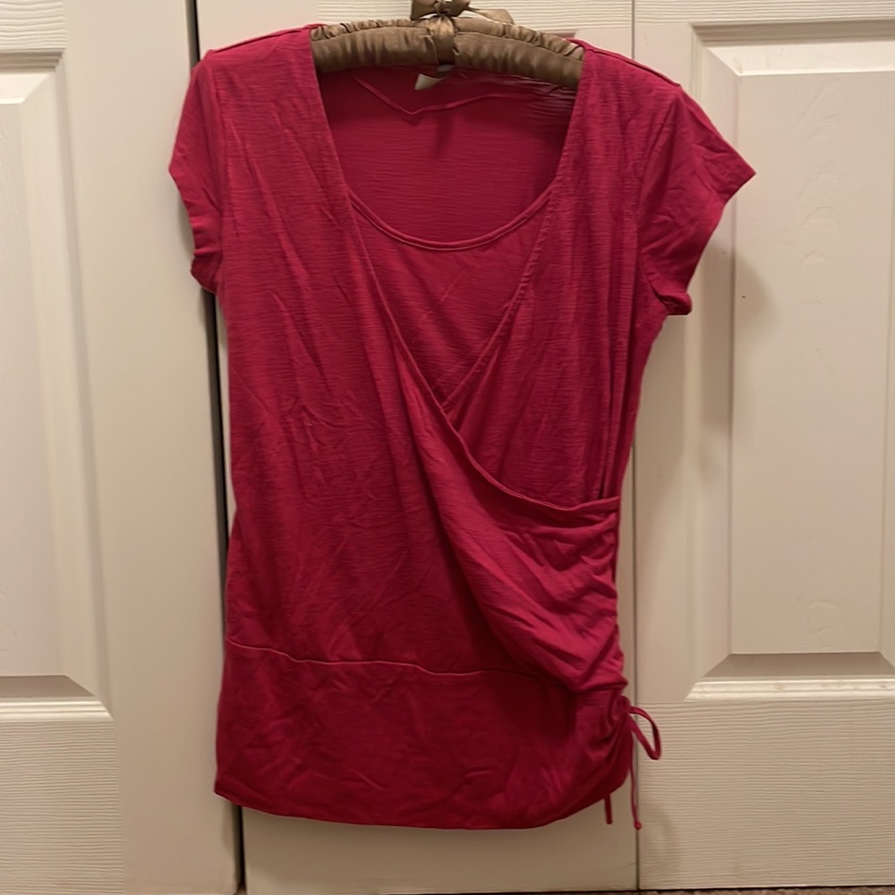 Pink Thyme Maternity Nursing Top, Size Medium